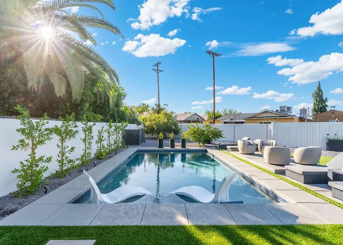 New The Barrington Ultra-luxe Designer Estate * Scottsdale